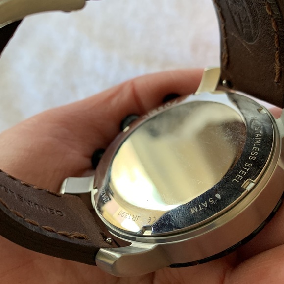 Mens FOSSIL watch with extra straps - Picture 2 of 7